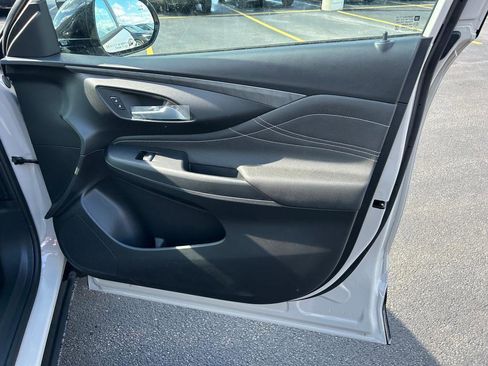 New 2026 Buick Envista Sport Touring w/ Studio Series image 18