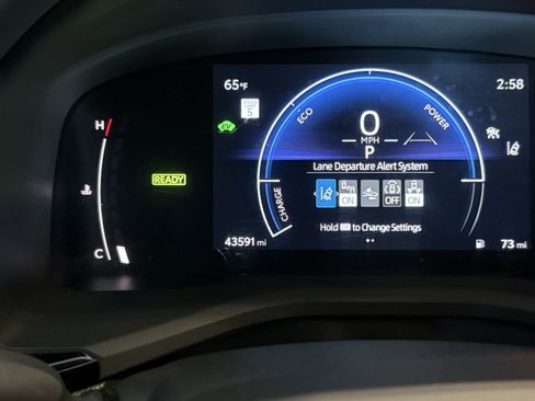 Certified 2025 Toyota Camry SE image 24