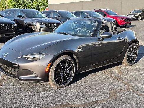 New 2026 MAZDA MX-5 Miata Grand Touring RWD image 34