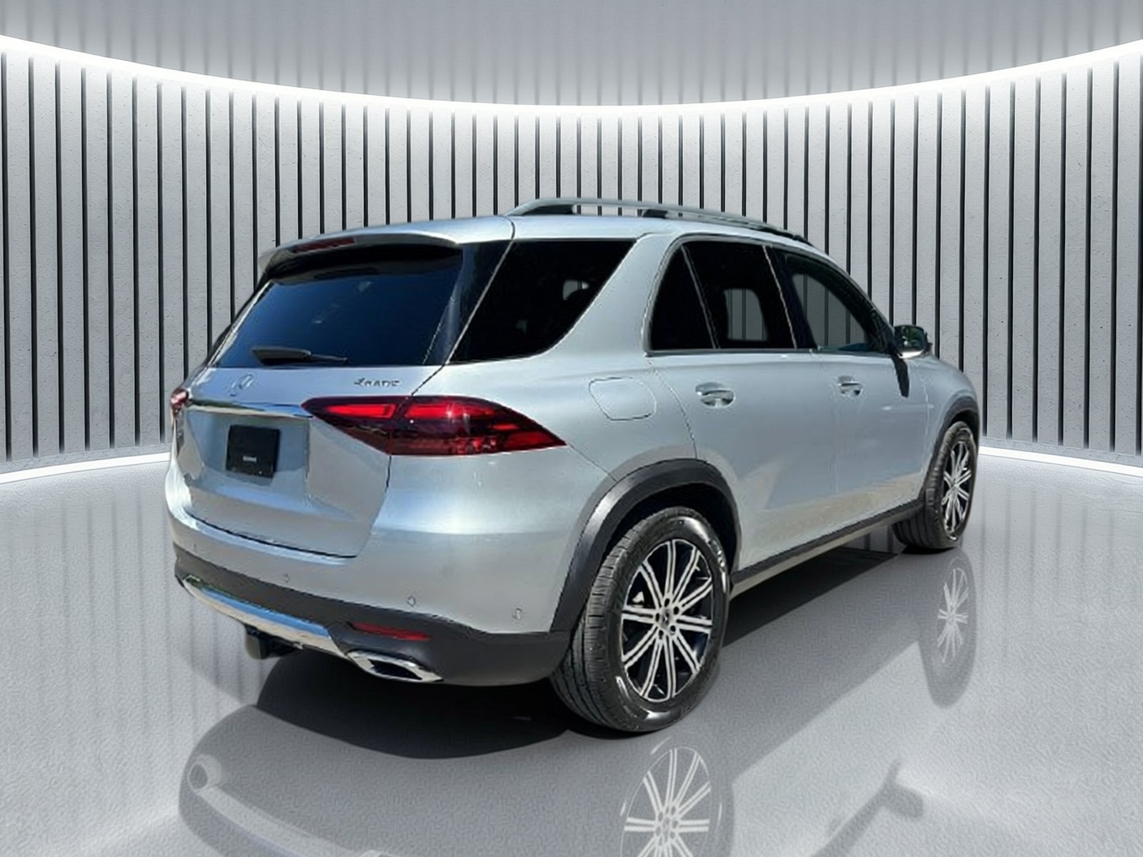 Certified 2025 Mercedes-Benz GLE 350 4MATIC image 5