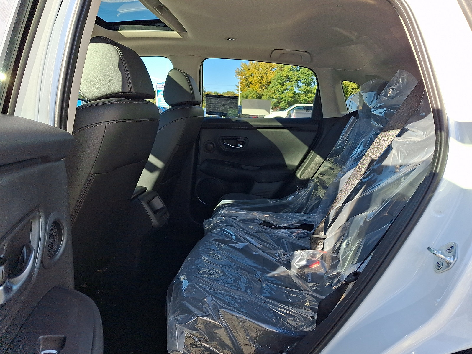New 2027 Honda HR-V EX-L image 5