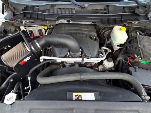 Used 2013 RAM 2500 Tradesman w/ Chrome Appearance Group AWD/4WD image 48