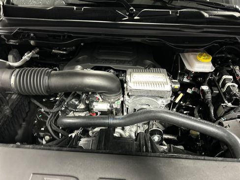 New 2026 RAM 1500 4x4 Crew Cab image 24