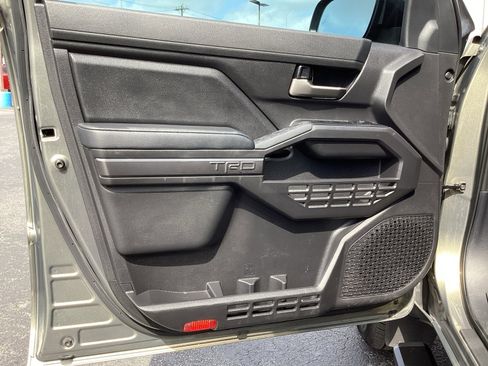 Used 2024 Toyota Tacoma TRD Sport image 26