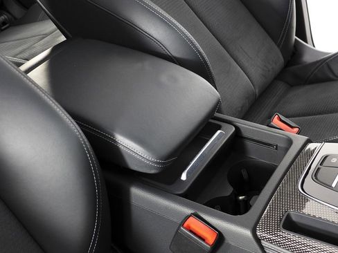 Used 2022 Audi SQ5 Premium Plus w/ Premium Plus Package image 16