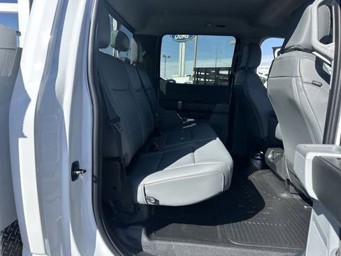 New 2025 Ford F550 4x4 Crew Cab Super Duty image 38