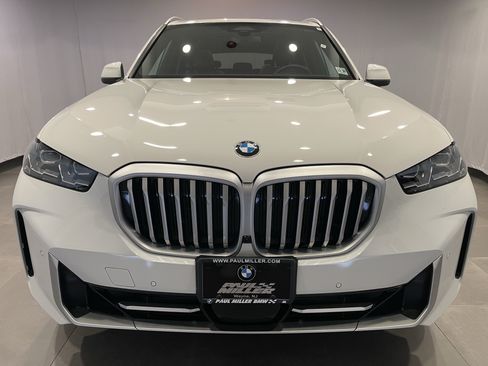 Used 2026 BMW X5 xDrive40i w/ Premium Package AWD/4WD image 2