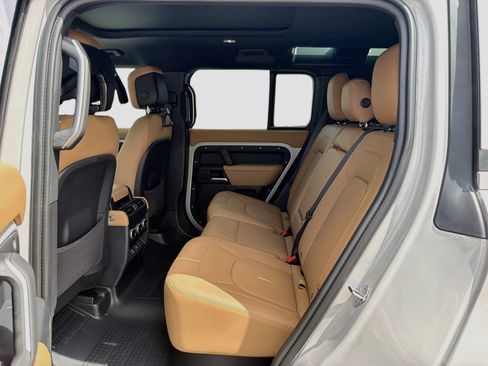 New 2026 Land Rover Defender 110 X-Dynamic SE AWD/4WD image 21