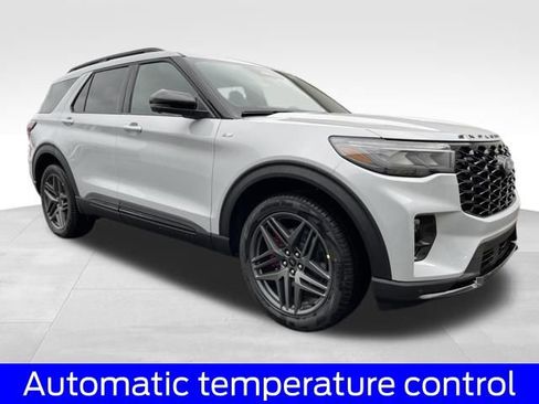 New 2026 Ford Explorer ST-Line AWD/4WD image 7