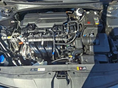 Used 2023 Hyundai Elantra SEL w/ Convenience Package FWD image 30
