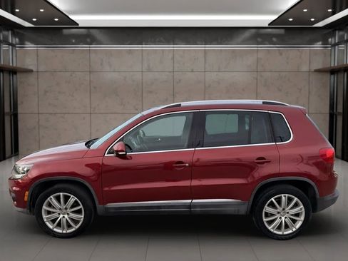 Used 2012 Volkswagen Tiguan S image 7