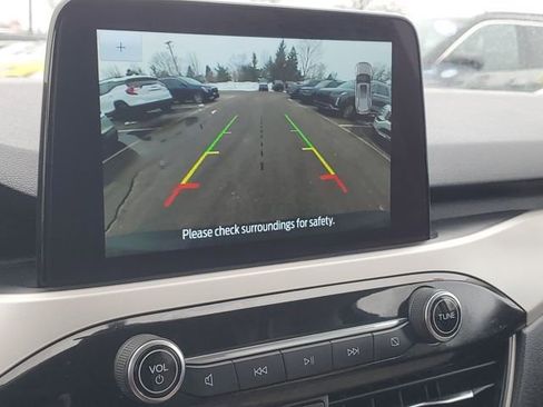 Used 2022 Ford Escape SEL image 18