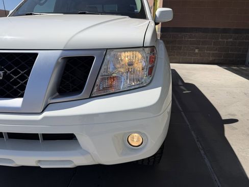 Used 2019 Nissan Frontier PRO-4X w/ Pro-4x Luxury Package AWD/4WD image 11