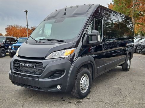 New 2026 RAM ProMaster 2500 w/ Convenience Group image 3