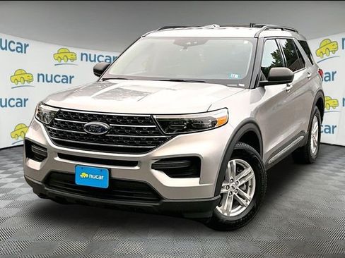 Used 2021 Ford Explorer XLT AWD/4WD image 12