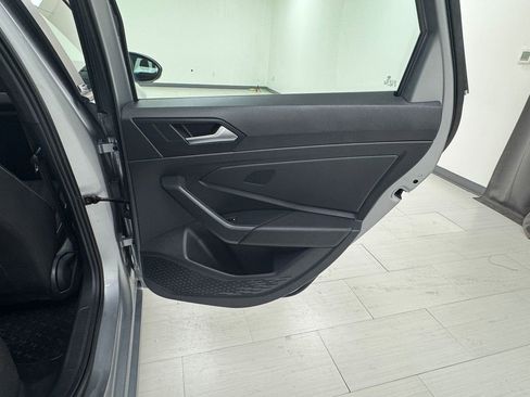 Used 2023 Volkswagen Jetta Sport image 15