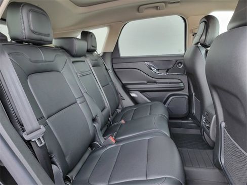 Certified 2025 Lincoln Corsair Reserve w/ Equipment Group 202A image 22