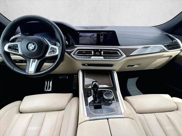 Used 2022 BMW X6 xDrive40i w/ M Sport Package AWD/4WD image 15