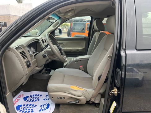 Used 2005 Dodge Dakota SLT image 14