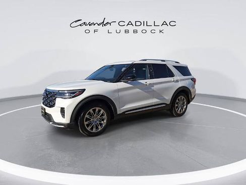 Certified 2025 Ford Explorer Platinum RWD image 4