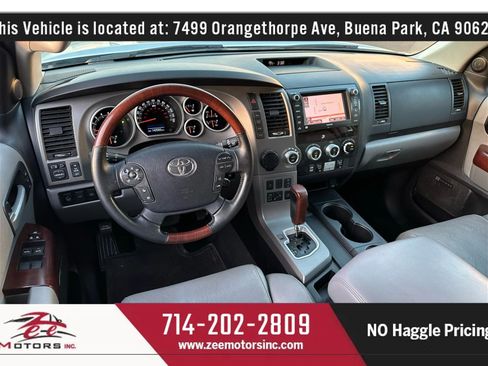 Used 2013 Toyota Sequoia Platinum RWD image 18