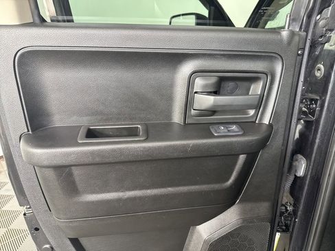 Used 2019 RAM 1500 Express w/ Wheel & Sound Group AWD/4WD image 22