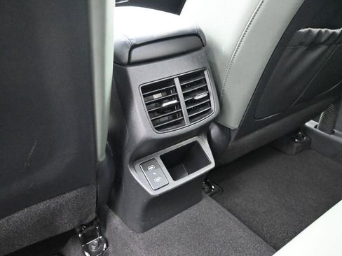 Used 2024 Kia Seltos SX image 13