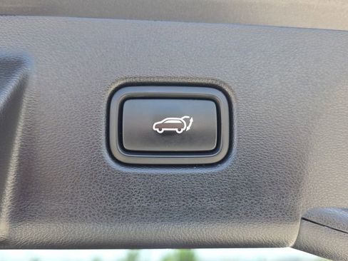 Used 2022 Hyundai Tucson Limited FWD image 17