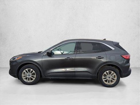 Used 2020 Ford Escape SE image 8
