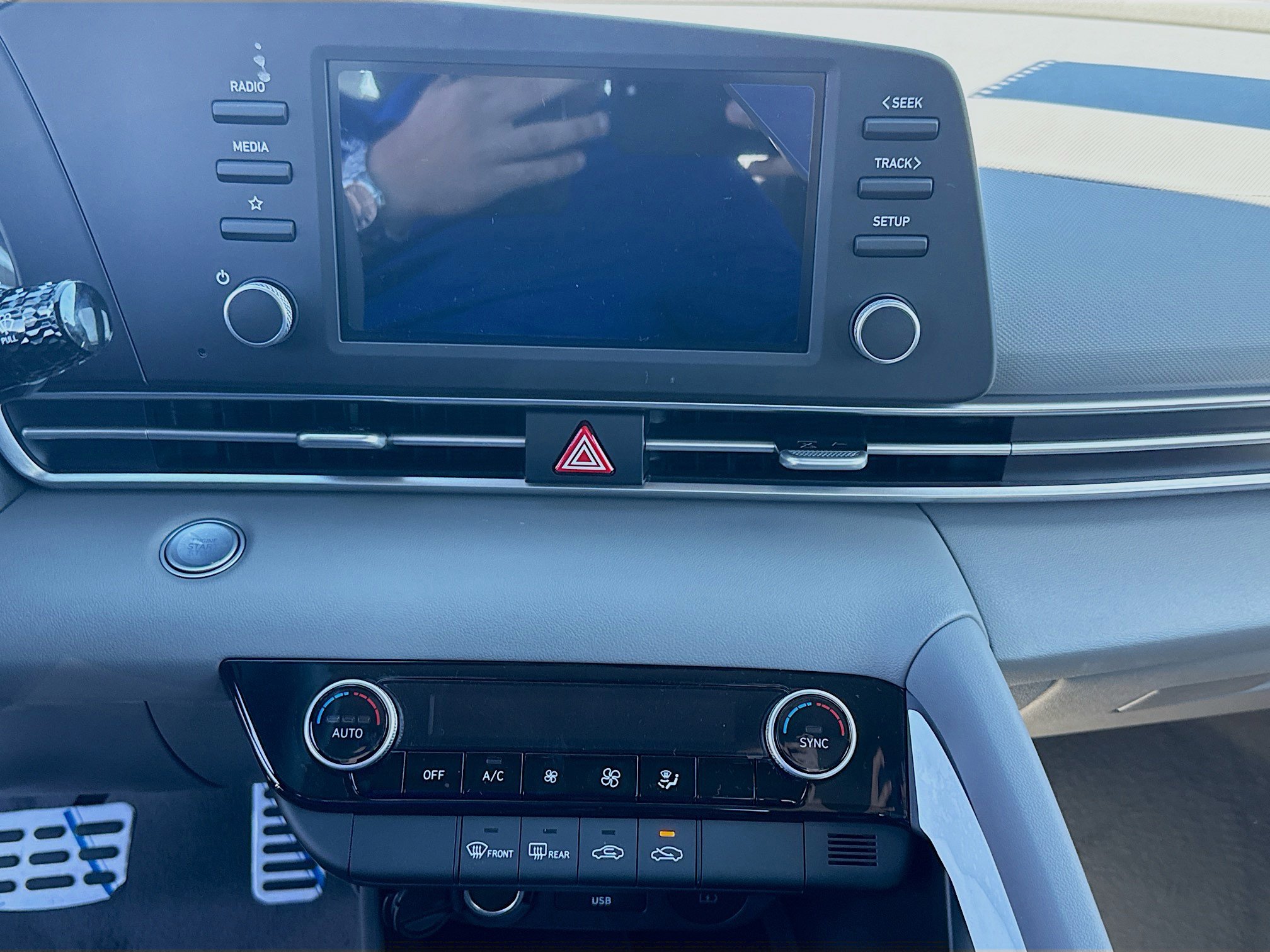 New 2026 Hyundai Elantra Sport FWD image 10
