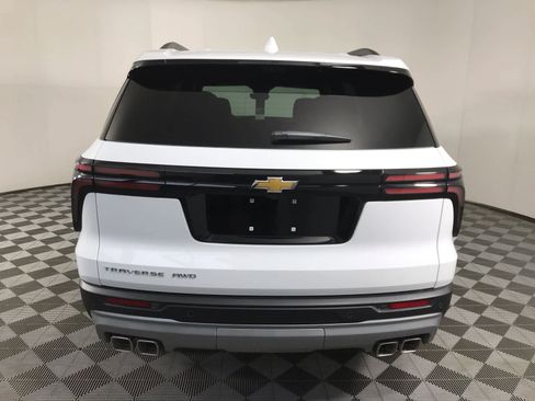 New 2026 Chevrolet Traverse LT w/ Driver Confidence Package image 16