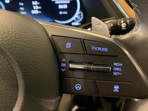 Used 2023 Hyundai Sonata Limited FWD image 26