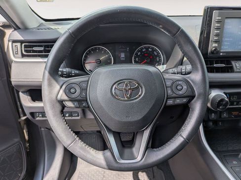 Used 2020 Toyota RAV4 XLE Premium AWD/4WD image 20