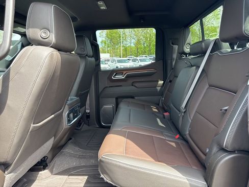 Used 2023 GMC Sierra 1500 Denali image 13
