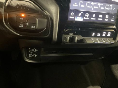 Used 2026 RAM 2500 Big Horn AWD/4WD image 20