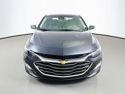 Used 2023 Chevrolet Malibu LT FWD image 2