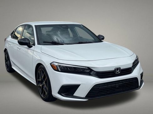 Used 2025 Honda Civic Sport image 8