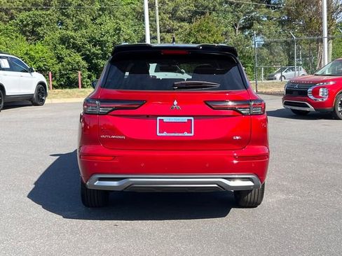 New 2026 Mitsubishi Outlander SEL image 4
