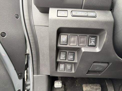 Used 2024 Nissan Frontier PRO-4X w/ Pro Premium Package image 19