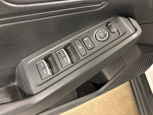 Used 2023 Honda Accord LX image 21