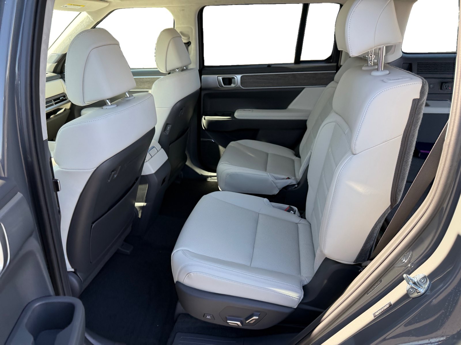 New 2026 Hyundai Santa Fe Calligraphy AWD/4WD image 16