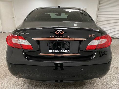 Used 2013 INFINITI M37 w/ Premium Pkg image 6