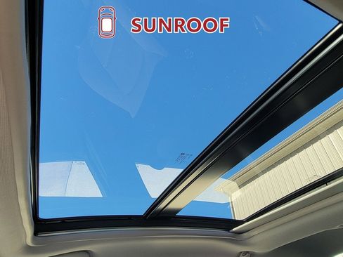 Used 2024 Chevrolet Malibu LT image 27