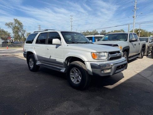 Used 2002 Toyota 4Runner SR5 image 4