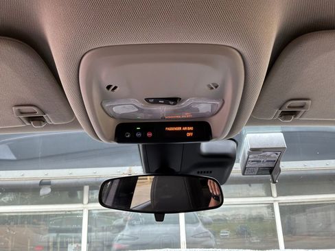 Used 2025 Buick Encore GX Preferred FWD image 14