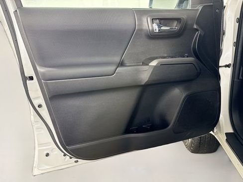 Used 2023 Toyota Tacoma TRD Sport AWD/4WD image 12