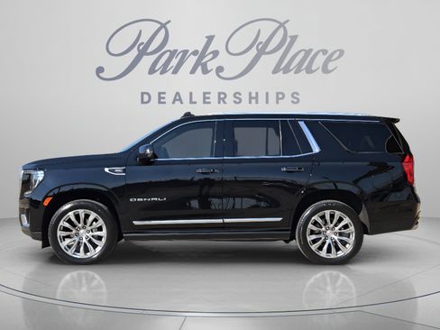 Used 2024 GMC Yukon Denali w/ Denali Reserve Package AWD/4WD image 2