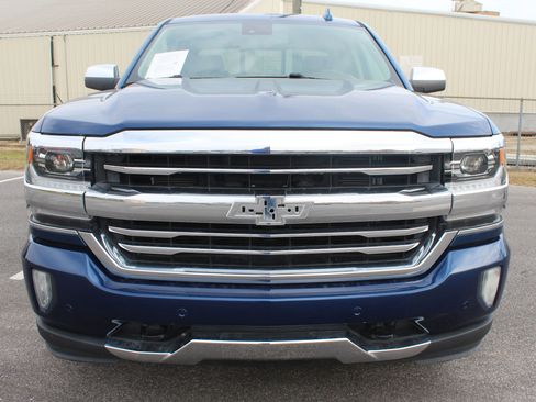 Used 2017 Chevrolet Silverado 1500 High Country w/ High Desert Package image 10