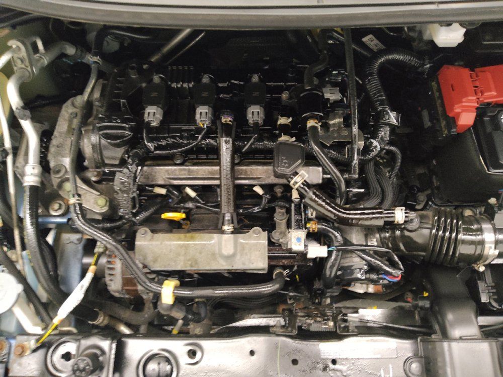 Used 2021 Nissan Versa SV FWD image 30