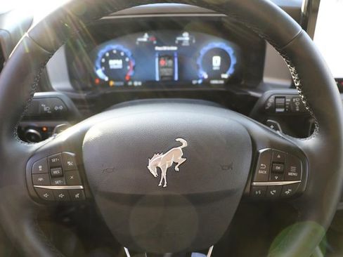 Used 2025 Ford Bronco Sport Badlands image 23